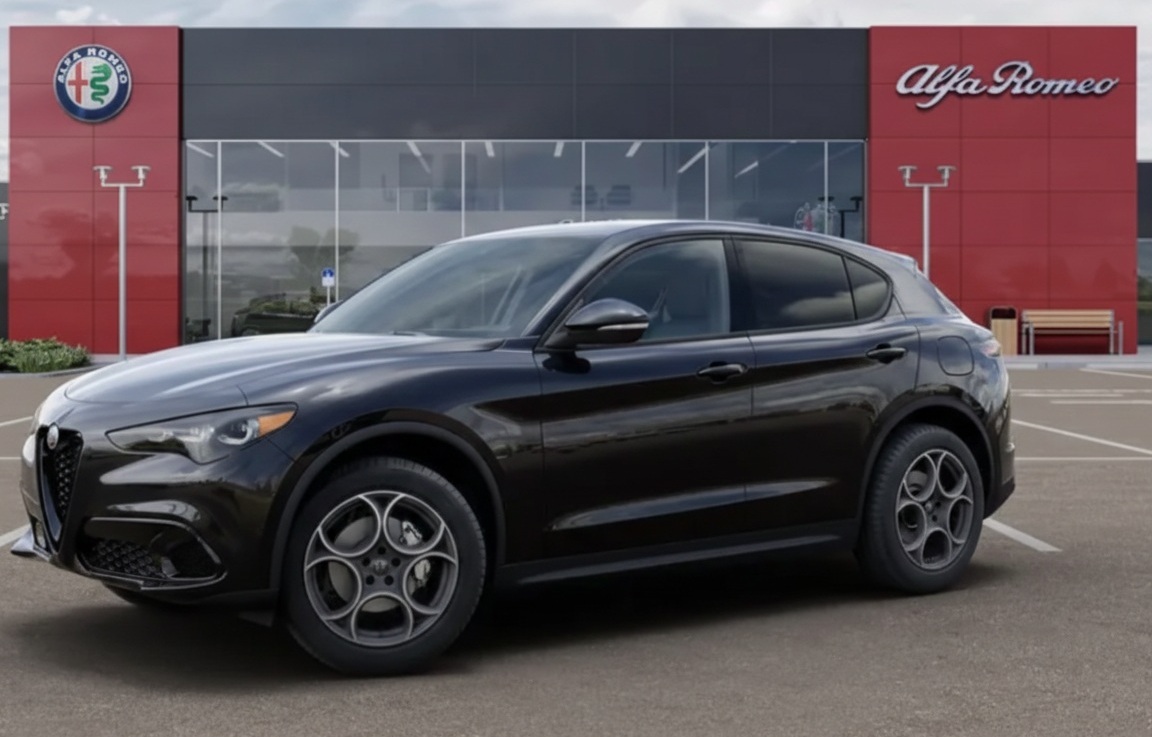New 2025 Alfa Romeo Stelvio Awd: One of the best models Palmetto Alfa Romeo-FIAT has available in Miami. We are here to help when it comes to financing your next car!