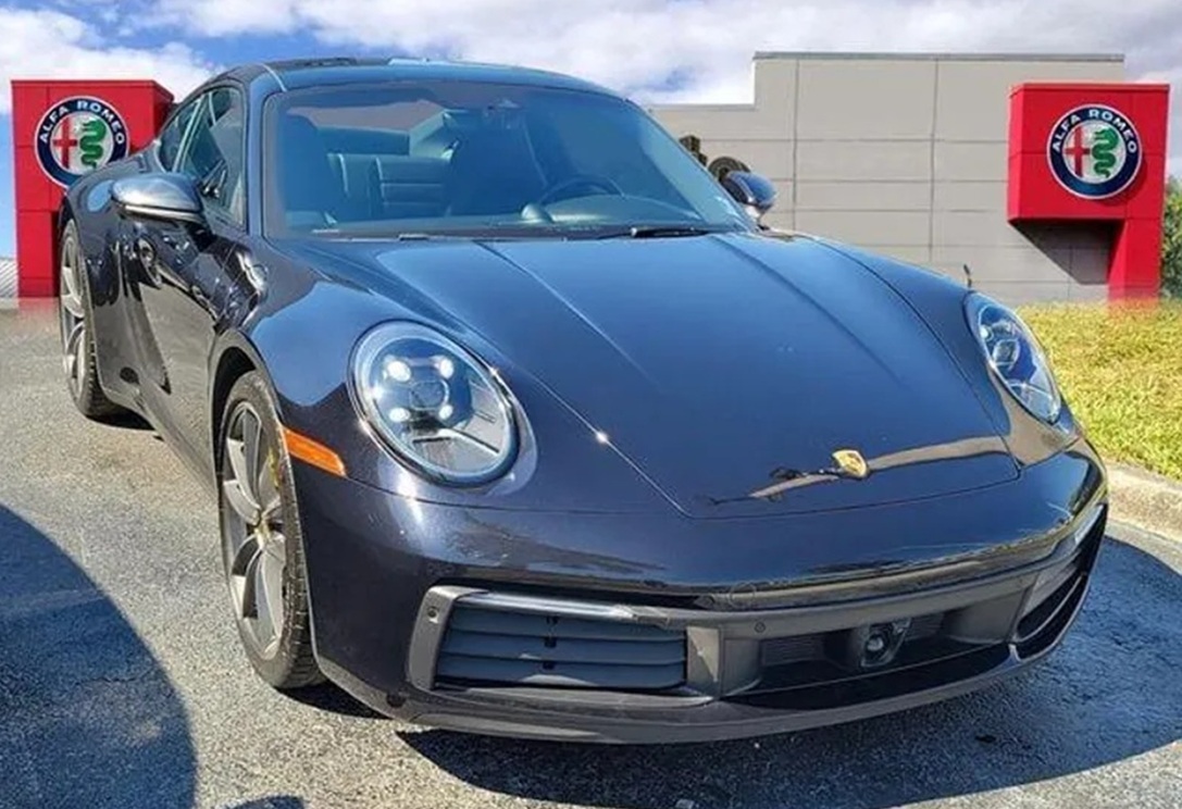 Porsche 911: A top choice in the Porsche 911 vs Alfa Romeo comparison. Both models are available at Palmetto Alfa Romeo-FIAT, Miami.