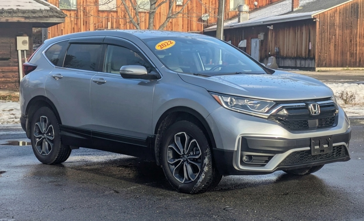 2022 Honda CR-V EX-L: One of the top models in the SUV vs Sedan comparison. Available right now at Palmetto Alfa Romeo-FIAT, Miami.
