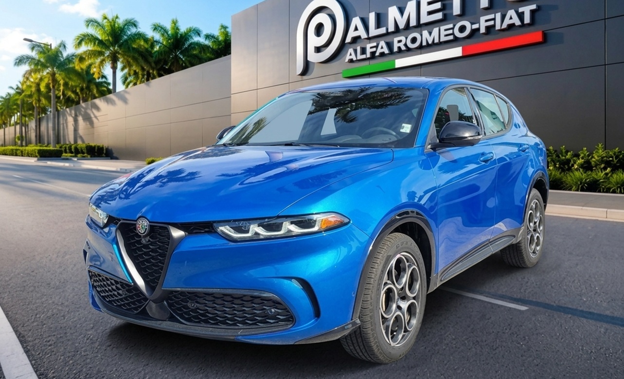 New 2025 Alfa Romeo Tonale Awd: A top option when evaluating a luxury car lease vs financing, available at Palmetto Alfa Romeo-FIAT, Miami, Florida.